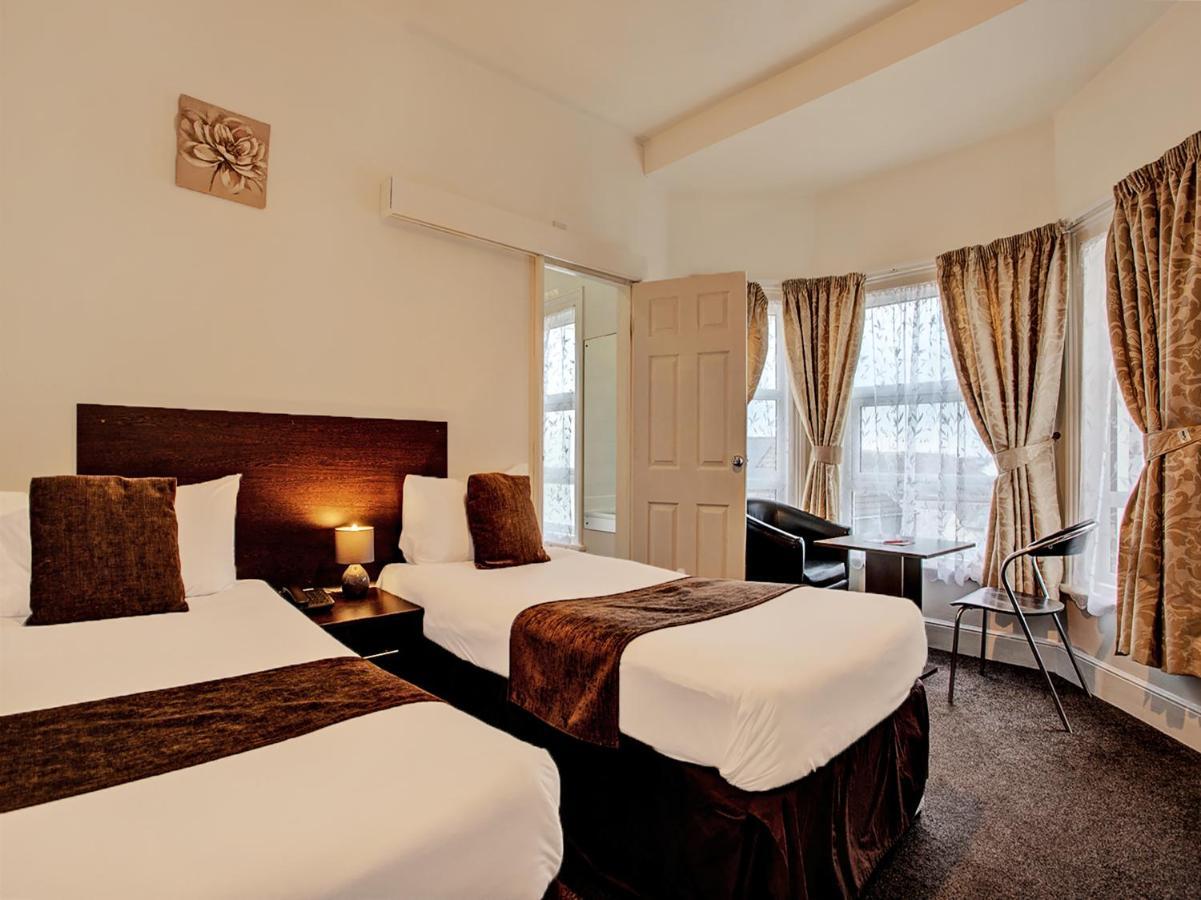 גרייט יארמאות The Waverley Hotel מראה חיצוני תמונה