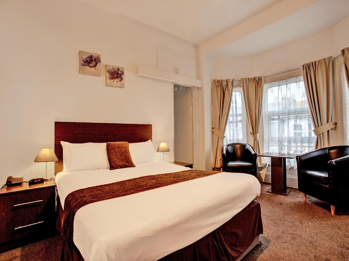 גרייט יארמאות The Waverley Hotel מראה חיצוני תמונה